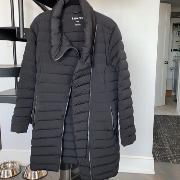 Aritzia Jackets & Blazers - Aritzia Jackets & Coats Aritzia Babaton Puffer